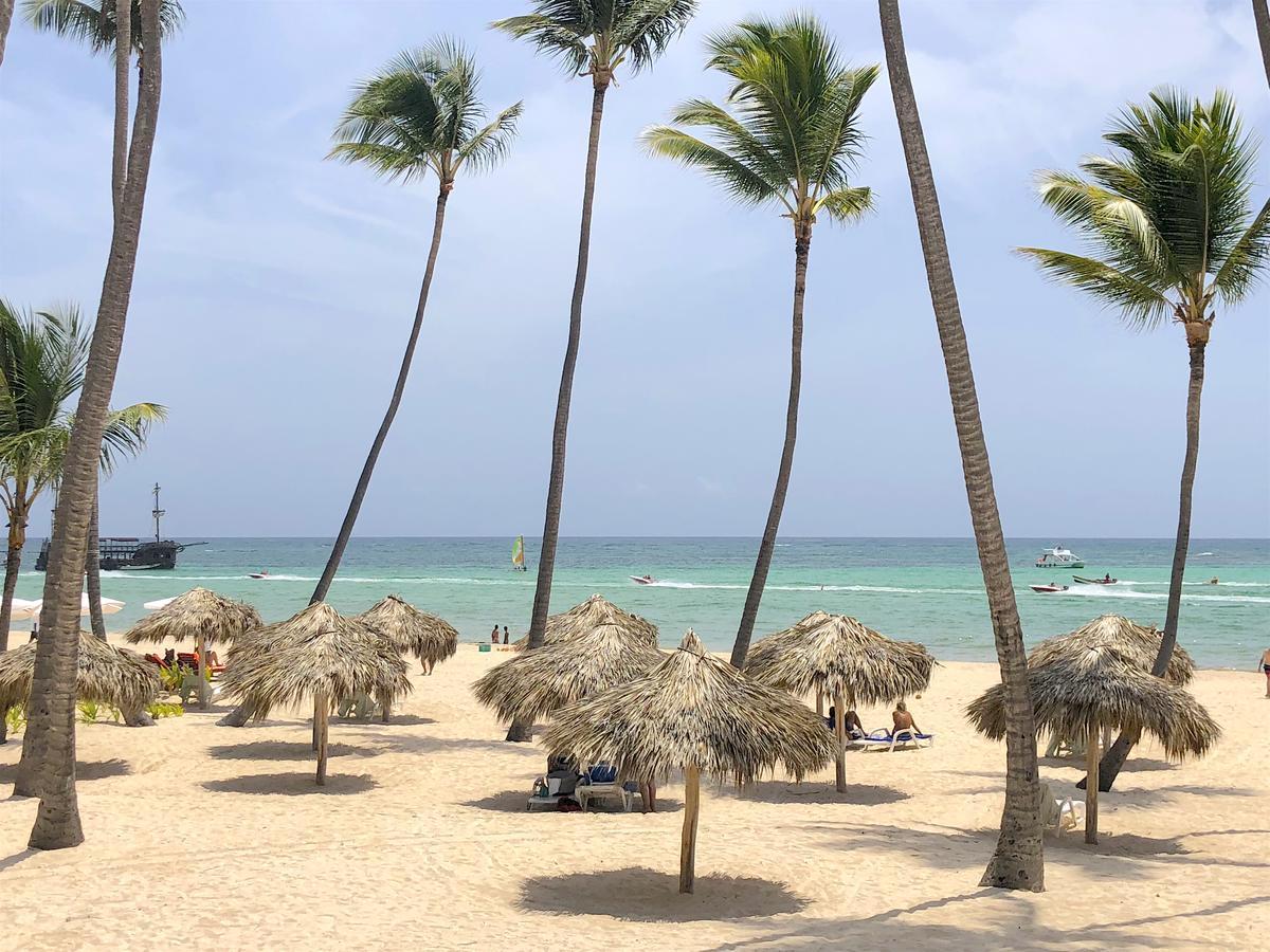 Las Terrazas Vip Pool Beach Club & Spa Punta Cana Bagian luar foto
